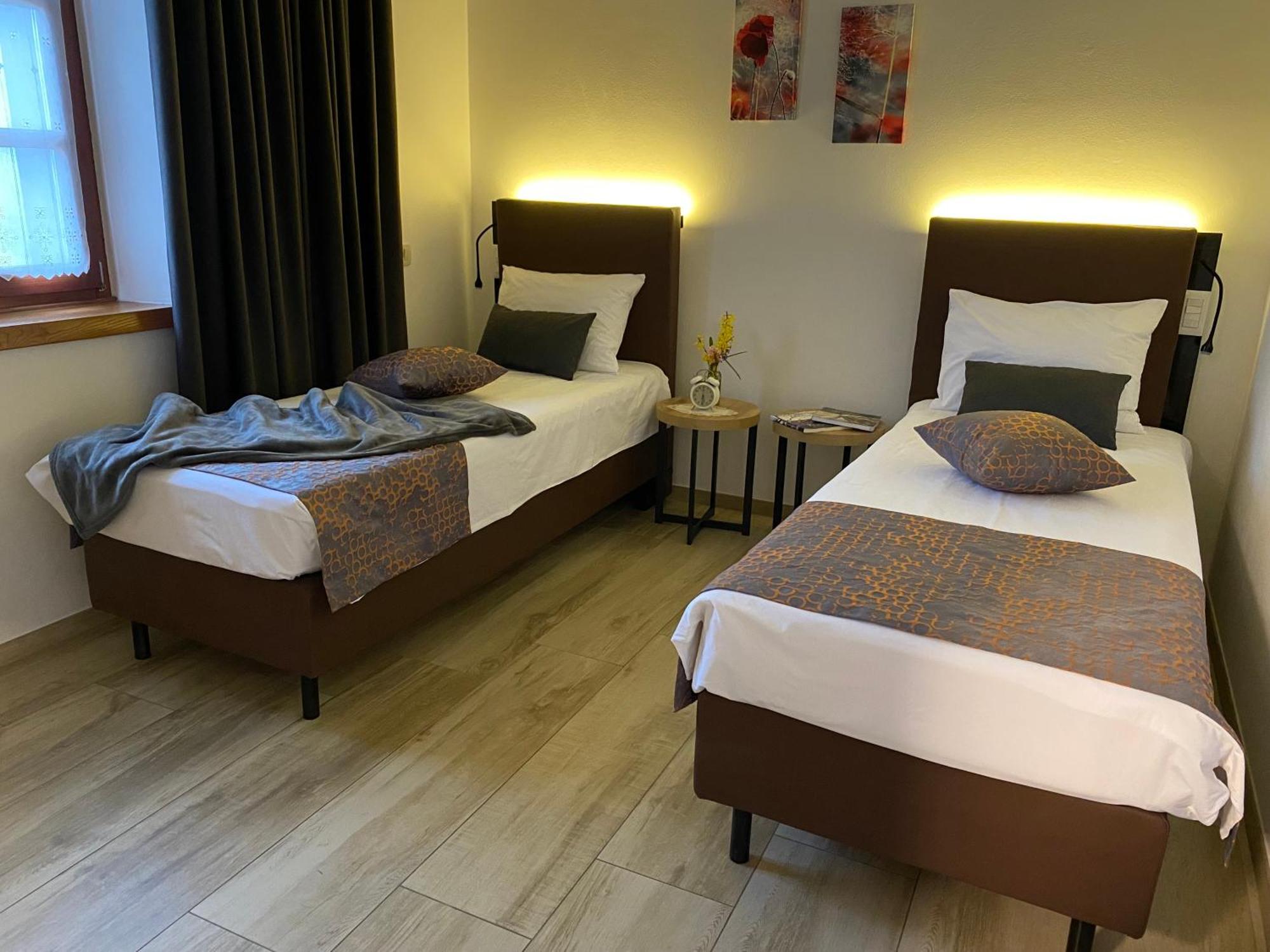 Apartmaji In Sobe Odlicna Hisa Štanjel Buitenkant foto